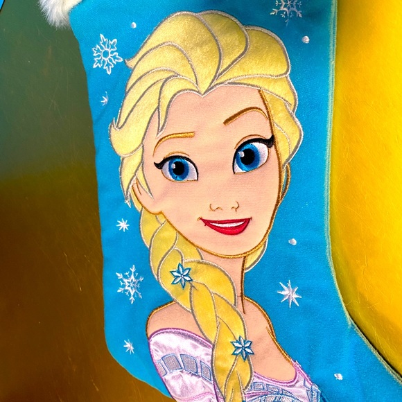 DISNEY FROZEN NWT PRINCESS ELSA EMBROIDERED CHRISTMAS STOCKING WITH FAUX FUR 17” - Picture 7 of 9